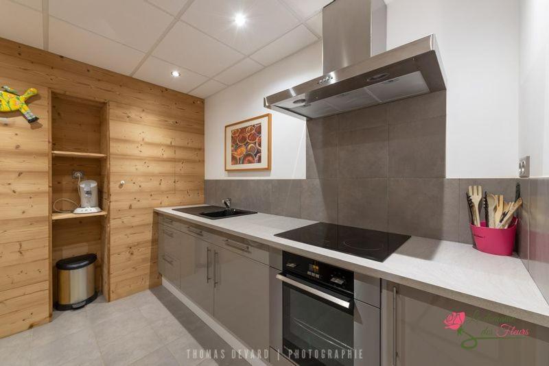 Le Domaine Des Fleurs - Appartement La Gentiane Жерарме Екстер'єр фото